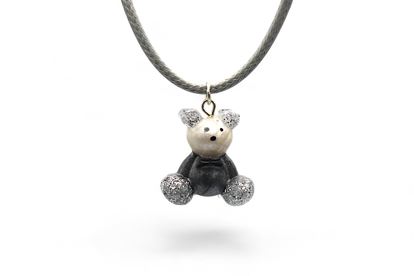 Ourson blanc et gris