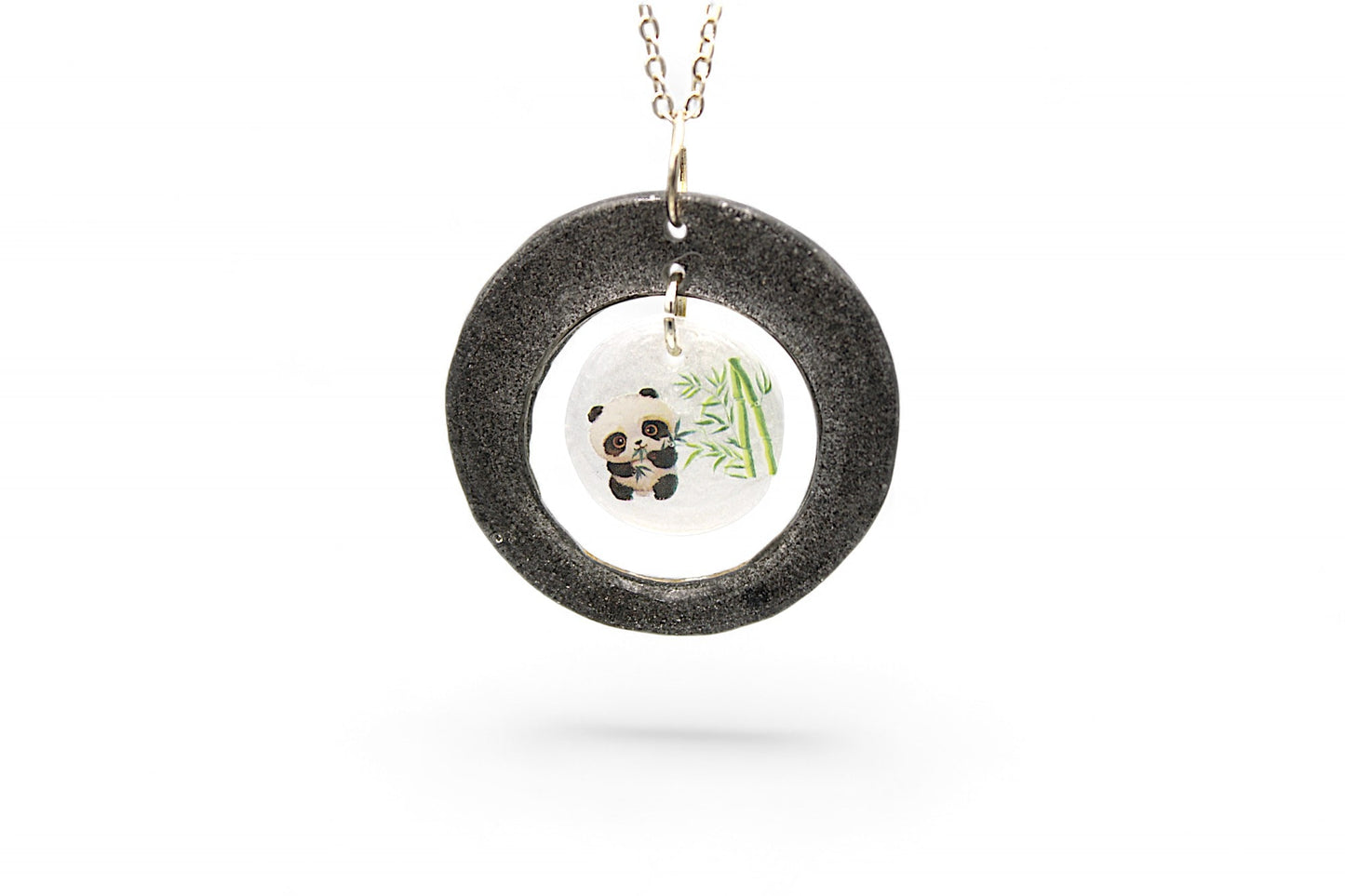 Panda cerclé