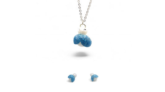 "Incecte volant aux ailes bleues"